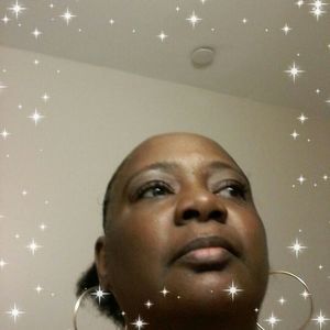 Meet your Posher, Roxanne